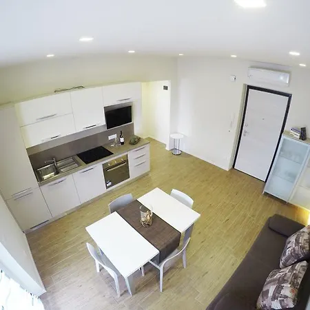 Holiday House Italia - Appartamento